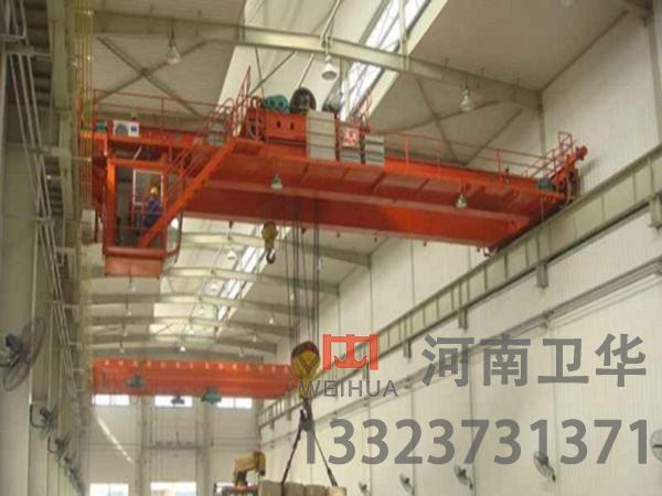 详细介绍桥式航吊变幅机构的工作原理